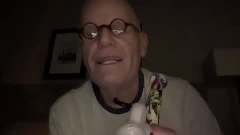 Snapshot of uwsflyguy chatting on 29, 10, 2025 uwsflyguy online show from 29, 10, 2025