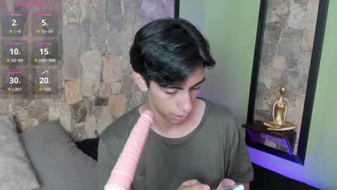 UYUKIE online show from 17, 9, 2025