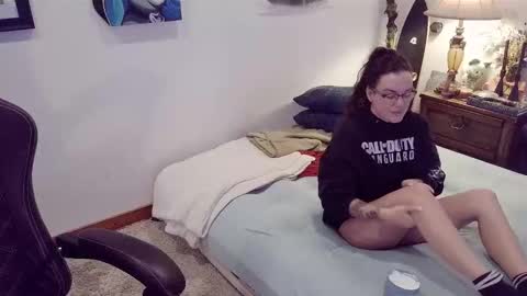 vagelicious online show from 11, 11, 2025