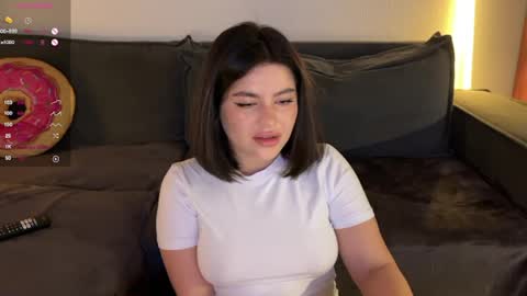 Snapshot of vaiee chatting on 20, 12, 2024 Valery online show from 20, 12, 2024