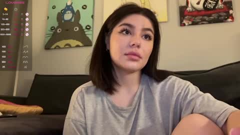 Snapshot of vaiee chatting on 3, 2, 2025 Valery online show from 3, 2, 2025