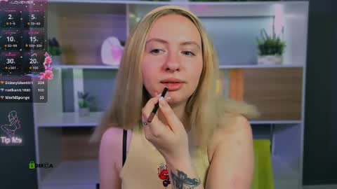 vaiolet_lovely online show from 27, 4, 2026
