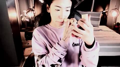 Snapshot of vaiolethsan chatting on 20, 12, 2025 Vaioleth online show from 20, 12, 2025