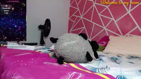 valentina online show from 9, 10, 2025