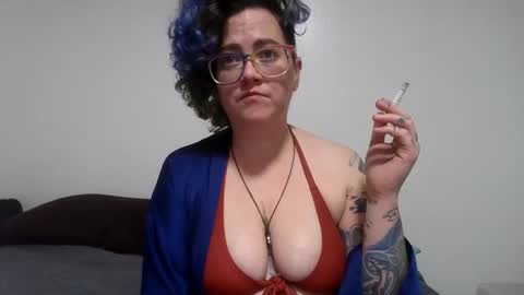 Snapshot of valarieak chatting on 6, 10, 2025 valarieak online show from 6, 10, 2025
