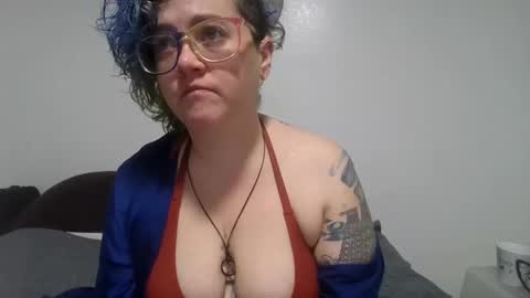 Snapshot of valarieak chatting on 9, 10, 2025 valarieak online show from 9, 10, 2025