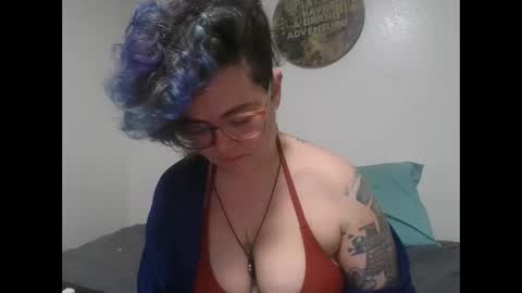 Snapshot of valarieak chatting on 17, 10, 2025 valarieak online show from 17, 10, 2025