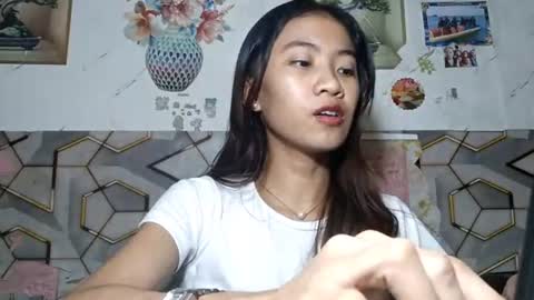 Snapshot of valenciasumney chatting on 11, 7, 2026 Camille online show from 11, 7, 2026