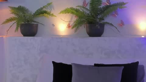 Valentina online show from 25, 2, 2025