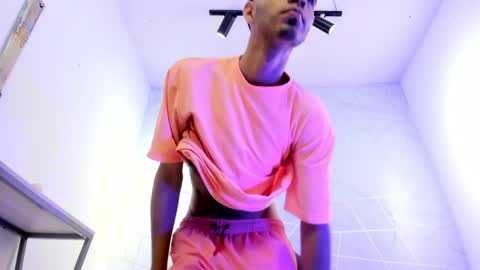 VALENTIN  online show from 15, 4, 2026