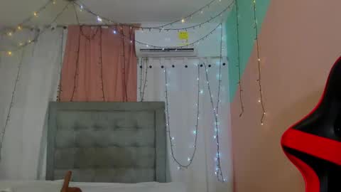 Valentina online show from 2, 3, 2025