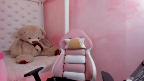 VALENTINA  online show from 21, 5, 2026