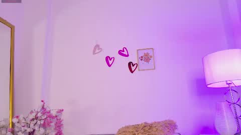 Snapshot of valentina_king18 chatting on 13, 6, 2026 VALENTINA online show from 13, 6, 2026