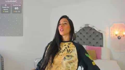 Snapshot of valentina_ross_ chatting on 16, 6, 2026 Valentina online show from 16, 6, 2026