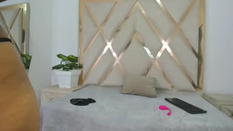 valentinaasm online show from 28, 3, 2026