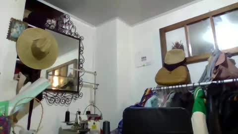 Snapshot of valentine_xo chatting on 9, 3, 2025 Val online show from 9, 3, 2025