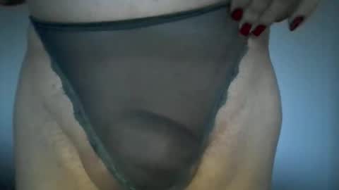 Snapshot of valentine_xo chatting on 23, 4, 2026 Val online show from 23, 4, 2026