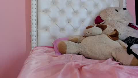 valentinee_xo online show from 14, 7, 2026