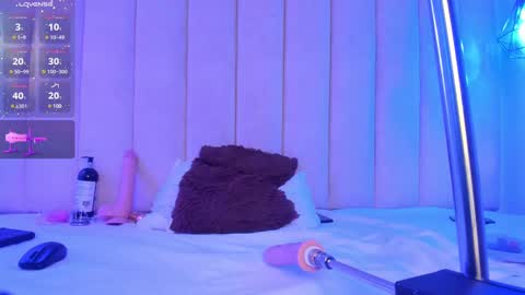 Valentino online show from 7, 3, 2025