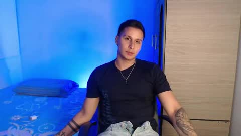 VALENTINO online show from 2, 12, 2025