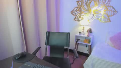 Valery And Daniel online show from 10, 10, 2025