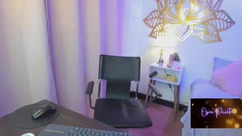 Valery And Daniel online show from 11, 11, 2025