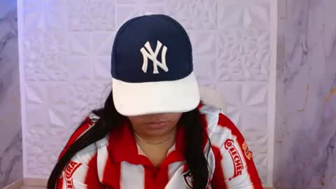 valeri_harpers4 online show from 4, 8, 2026