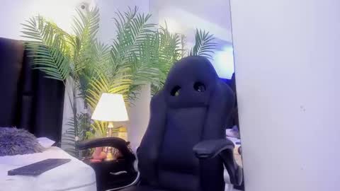 valeri_tafur online show from 4, 10, 2025