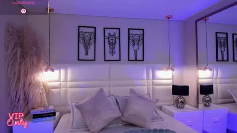 valeria_carter_ online show from 4, 2, 2026