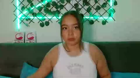 valeria online show from 25, 2, 2025