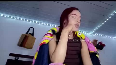 valeria_rios22 online show from 6, 4, 2026