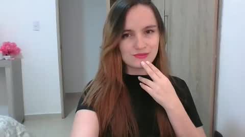 valeriafrannco online show from 2, 3, 2025