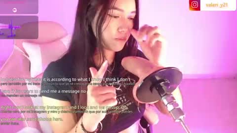 Snapshot of valeribell1 chatting on 22, 6, 2026 Valeri online show from 22, 6, 2026