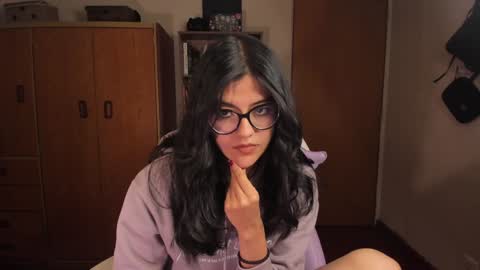 Val  online show from 3, 1, 2025