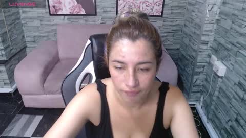 Snapshot of valerie_b chatting on 28, 12, 2024 valerie_b online show from 28, 12, 2024