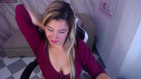 Snapshot of valerie_b chatting on 15, 2, 2025 valerie_b online show from 15, 2, 2025