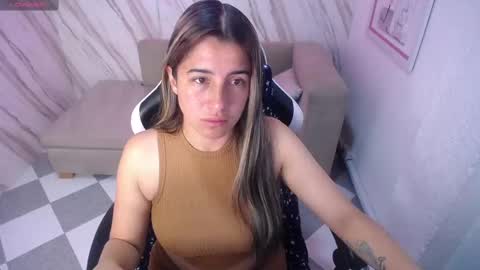 Snapshot of valerie_b chatting on 21, 2, 2025 valerie_b online show from 21, 2, 2025