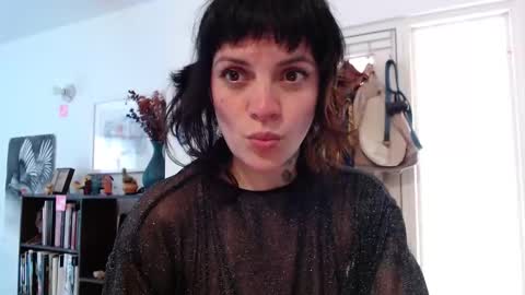 valeriees_ online show from 23, 2, 2026