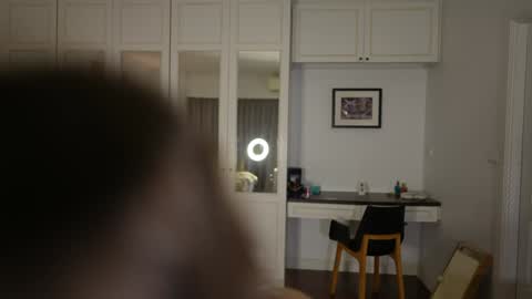 Valerie online show from 11, 10, 2025