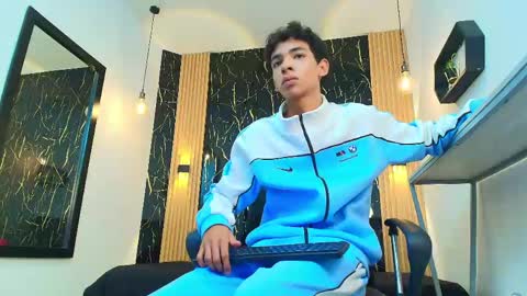 Snapshot of valerihot_1 chatting on 7, 5, 2026 VALERIO online show from 7, 5, 2026