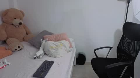 Juli C online show from 17, 9, 2025