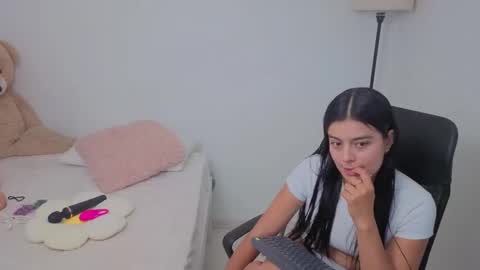 Juli C online show from 25, 10, 2025