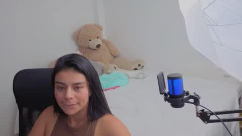 Juli C online show from 14, 4, 2026