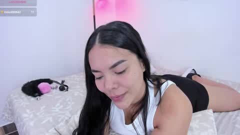 Cris  online show from 7, 12, 2024