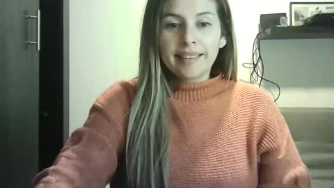 Snapshot of valery__rouse_ chatting on 26, 4, 2026 Valery online show from 26, 4, 2026