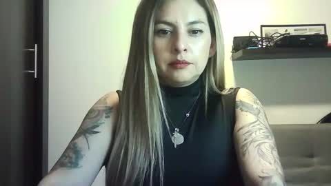Snapshot of valery__rouse_ chatting on 3, 5, 2026 Valery online show from 3, 5, 2026