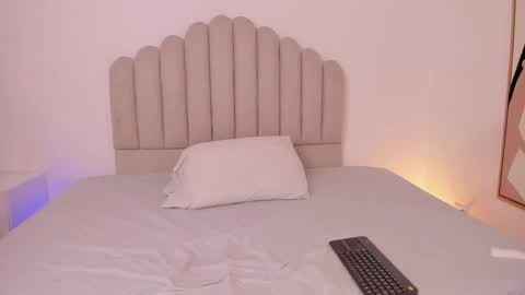 Snapshot of valery_santorini chatting on 19, 5, 2026 VALERY online show from 19, 5, 2026