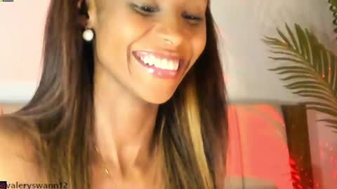 Snapshot of valery_swan1 chatting on 24, 12, 2024 Valery swan1 online show from 24, 12, 2024