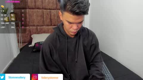 Valery Stonne  online show from 26, 12, 2024