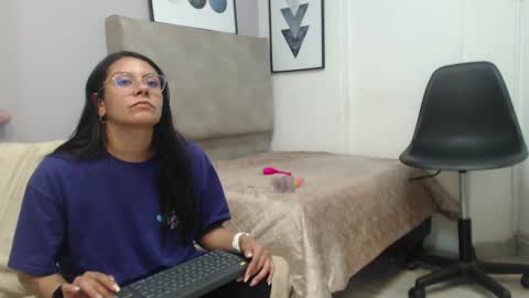 valevicious online show from 25, 2, 2025